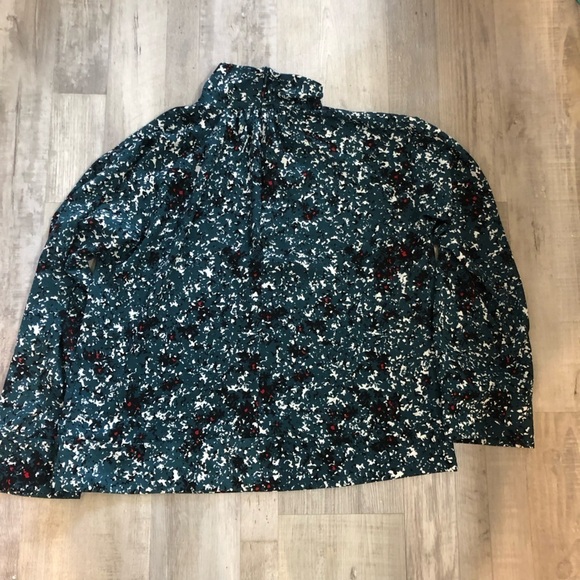 Elizabeth and James size medium blouse - Picture 9 of 14